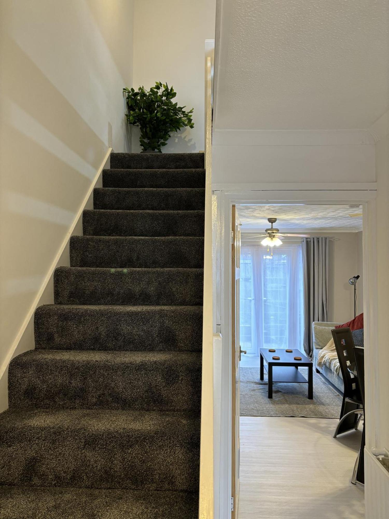 Cosy Corner - 2 Beds, Free Parking, Next To Southampton General Hospital Villa Ngoại thất bức ảnh